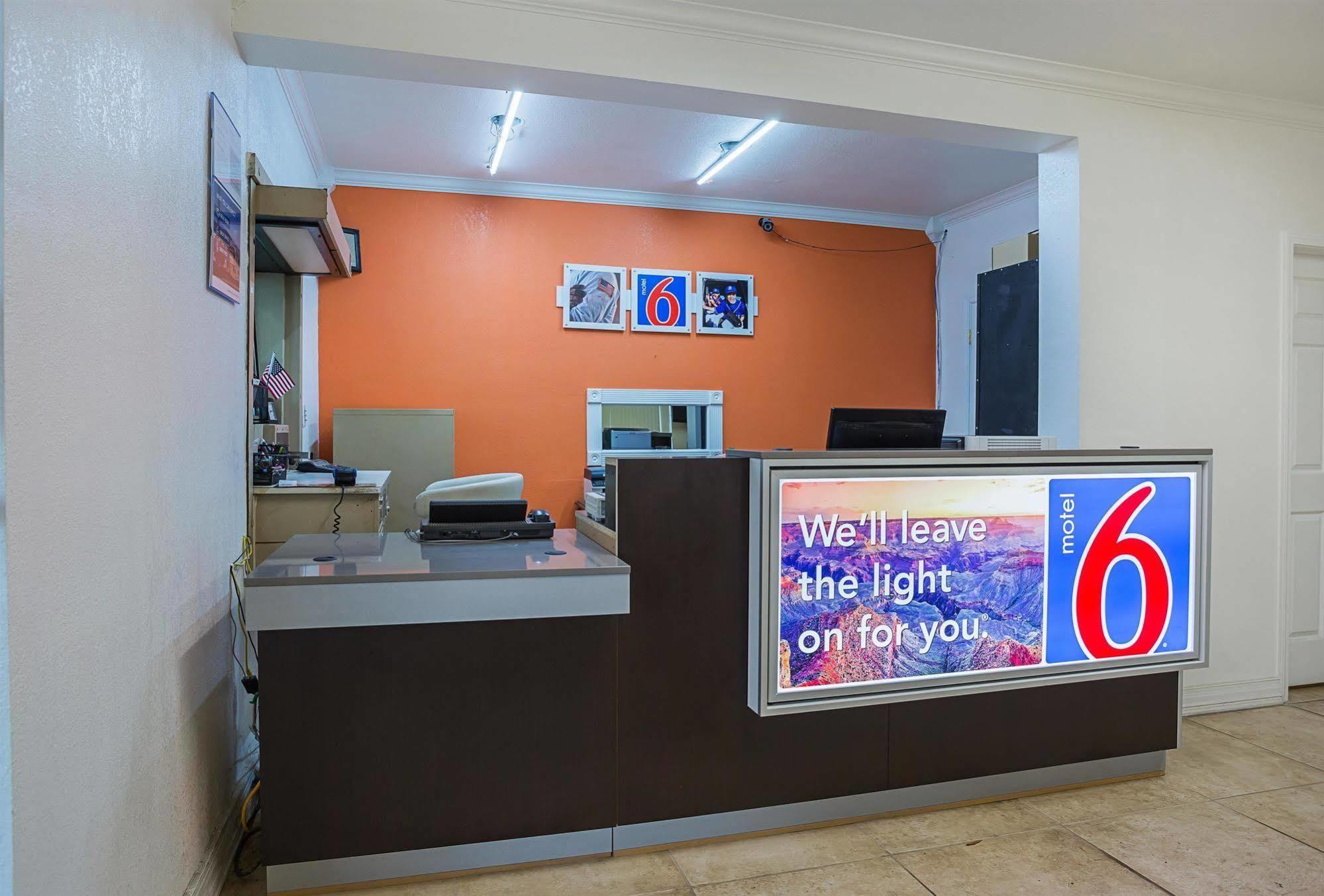 Motel 6-Brinkley, Ar エクステリア 写真