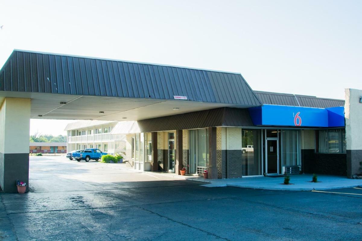 Motel 6-Brinkley, Ar エクステリア 写真